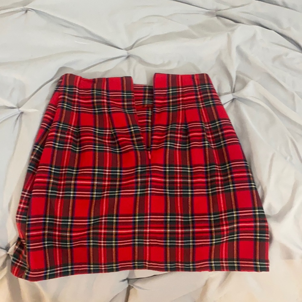 Red brandy melville skirt. Size small.